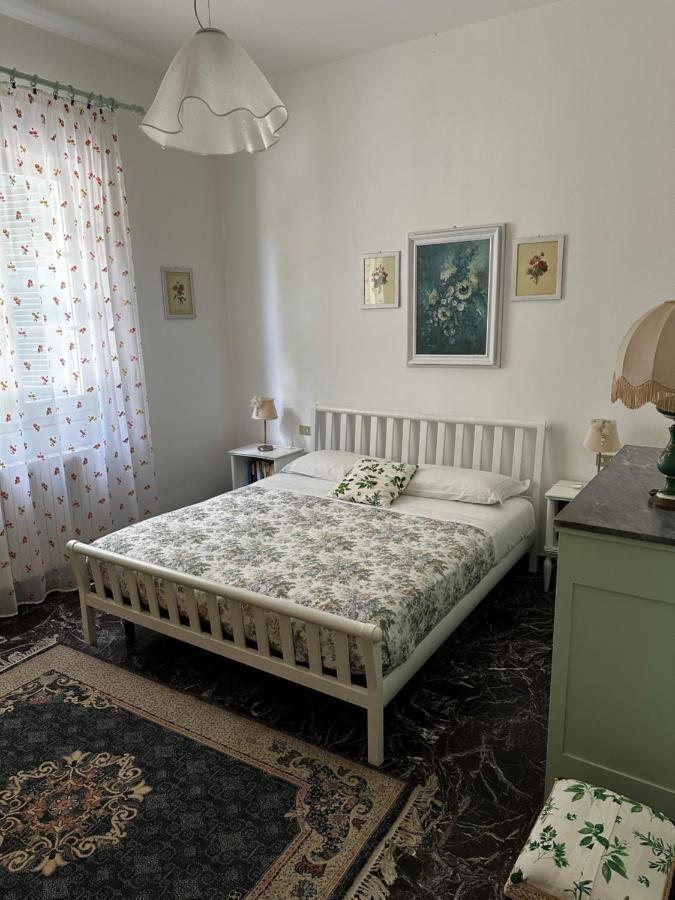 La Casa Dei Due Aranci Villa Albisola Superiore Exterior foto